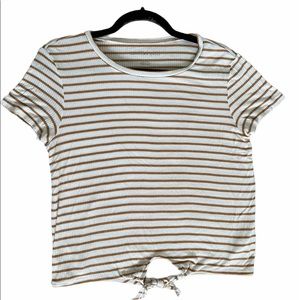 American Eagle White and Orange Stripped Tee